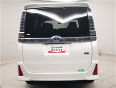 ヴォクシーHV ZSキラメキ3