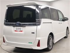 ヴォクシーHV ZSキラメキ3