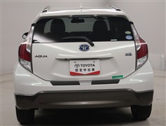 アクア X-アーバン