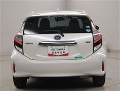 アクア Sスタイルブラック