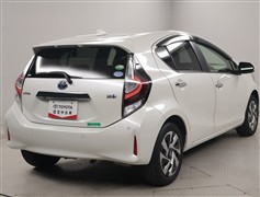 アクア Sスタイルブラック