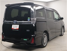 ヴォクシーHV ZSキラメキ3