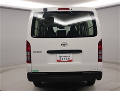 ハイエースV DX