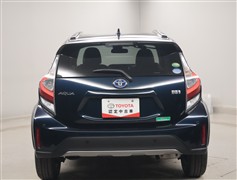 アクア クロスオーバー