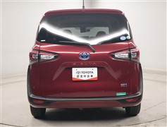 シエンタHV ファンベースG クエロ