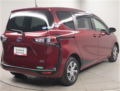 シエンタHV ファンベースG クエロ