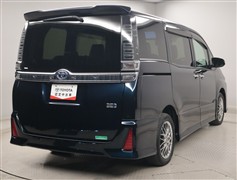 ヴォクシー HV ZSキラメキ3