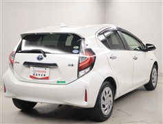 アクア S スタイルブラック