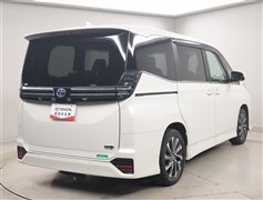 ヴォクシー HV S-Z