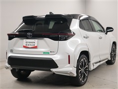 ヤリスクロス HV G