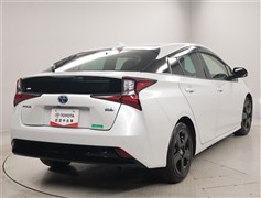 プリウスSツーリングSCブラックE