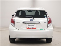 アクア Sスタイルブラック