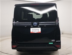 ヴォクシー HV S-Z