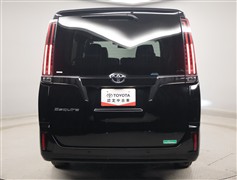 エスクァイア GiプレミアムPBLT