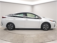 プリウスPHV SセーフティP