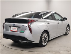 プリウス A ツーリングセレクション