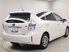 プリウスアルファSチューンブラック