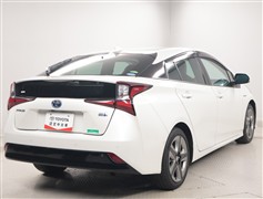 プリウス A ツーリングセレクション