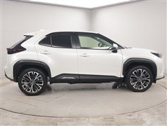 ヤリスクロス HV Z