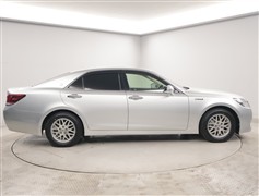 クラウン HV ロイヤルサルーン