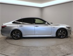 クラウンHV RS アドバンス