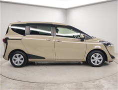 シエンタ ファンベース G