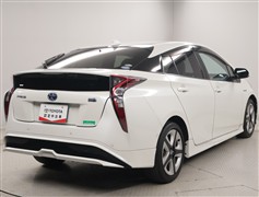 プリウスAプレミアムツーリングセレ