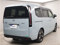 ステッフワゴンe:HEVAIREX