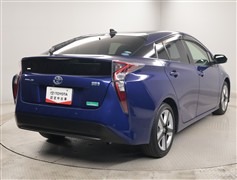 プリウスSセーフティプラスツートーン