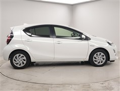 アクア Gブラックソフトレザーセレク