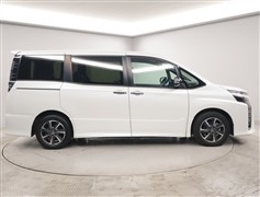 ヴォクシー ZS