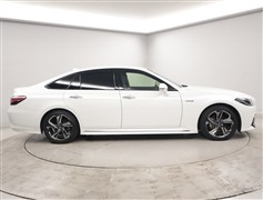 クラウンHV RS アドバンス