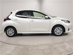 ヤリス HV Z