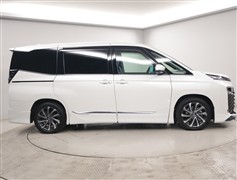 ヴォクシー HV S-Z