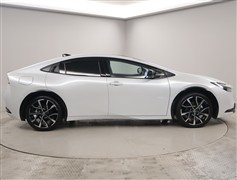 プリウスPHEV Z