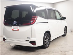 ノア HEV S-Z