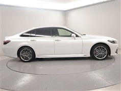 クラウン HV RS