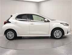 ヤリス HV Z