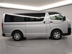 ハイエースV  DX