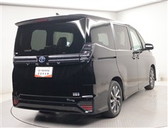 ヴォクシー HV S-Z