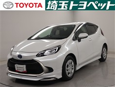 トヨタ　アクア G