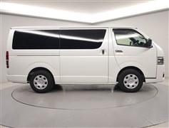 ハイエースVスーパーGLダークP2