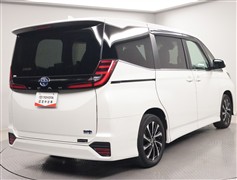 ノア HEV S-Z
