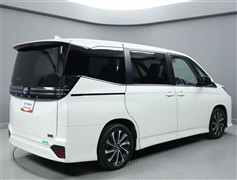 ヴォクシー ハイブリッド S-Z