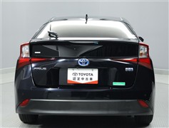 プリウス S セーフティプラス2