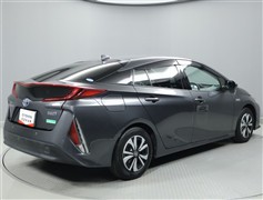 プリウスPHV Sセーフティ+