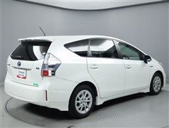 プリウスアルファ G