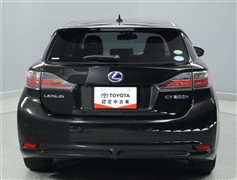CT200h バージョンC クリエイ