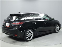 CT200h バージョンC クリエイ