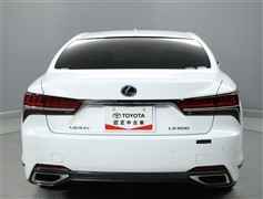LS500 Fスポーツ